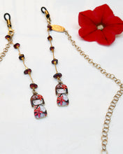 Load image into Gallery viewer, Tokio: necklace and chain for glasses with garnet and kokeshi
